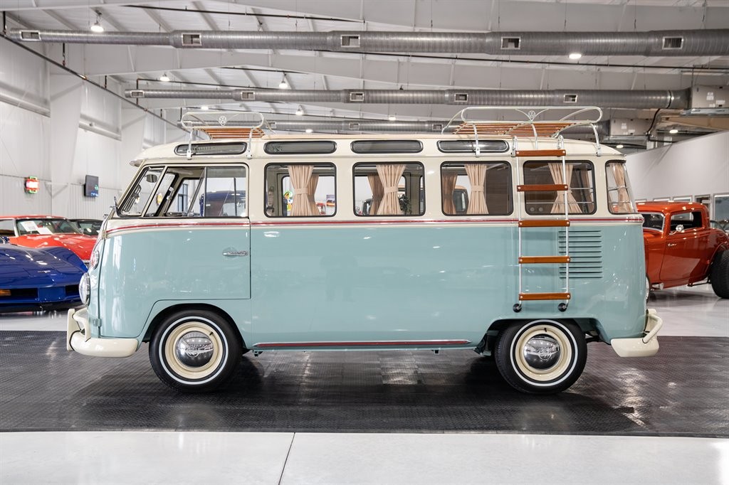 Volkswagen-T1-BUS-1974-Van-2