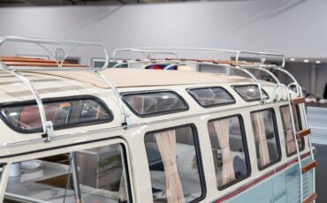 Volkswagen-T1-BUS-1974-Van-21