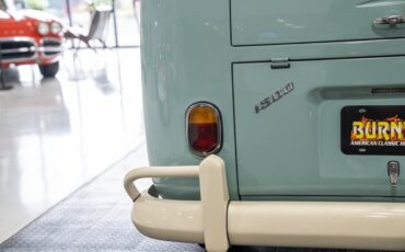 Volkswagen-T1-BUS-1974-Van-25