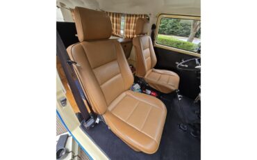 Volkswagen-Type-2-1971-Blue-Brown-17