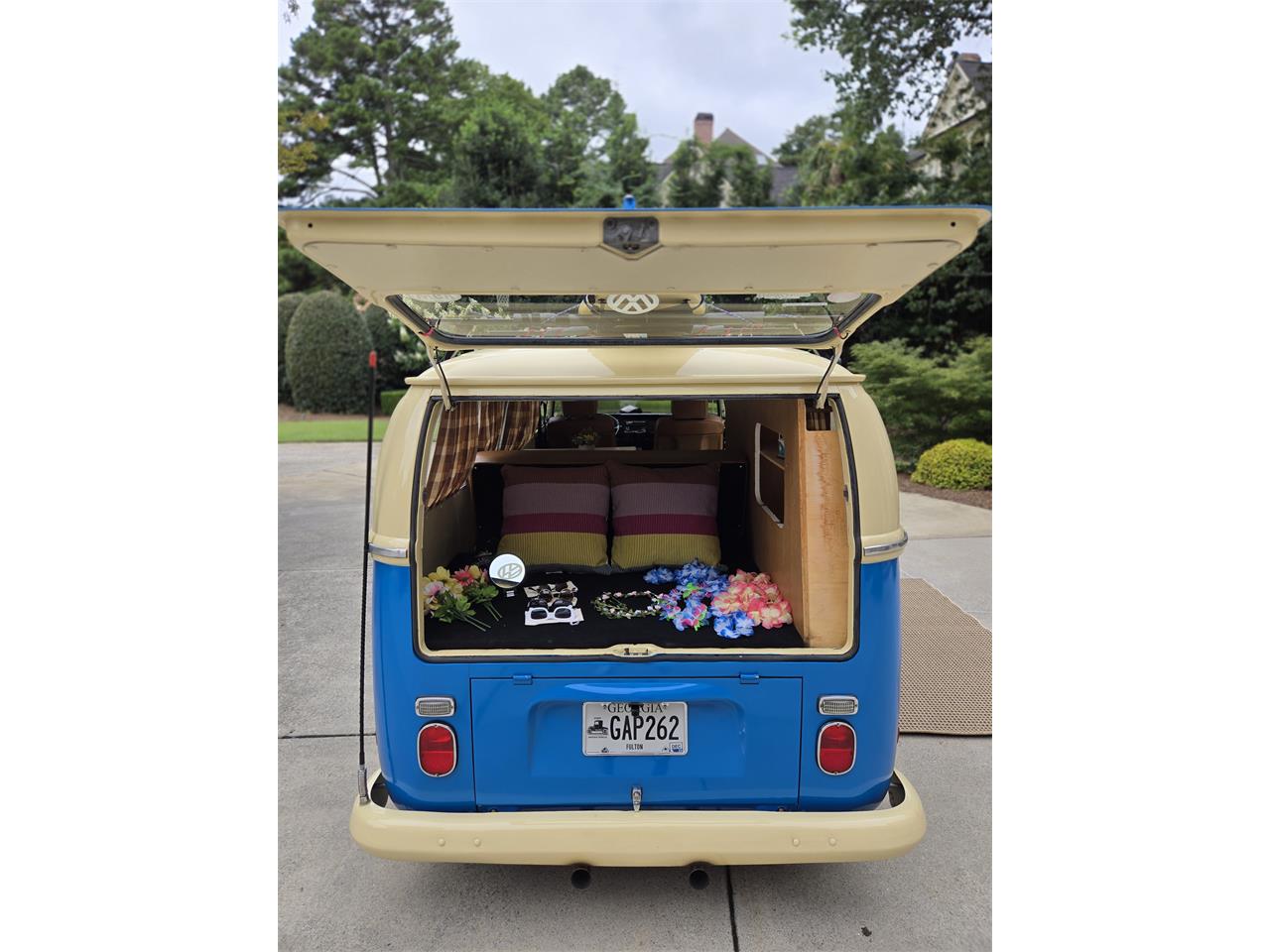 Volkswagen-Type-2-1971-Blue-Brown-20