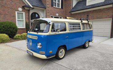 Volkswagen-Type-2-1971-Blue-Brown-22
