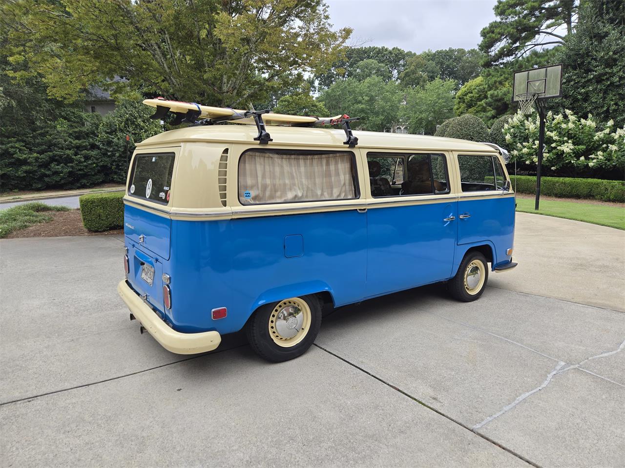 Volkswagen-Type-2-1971-Blue-Brown-5