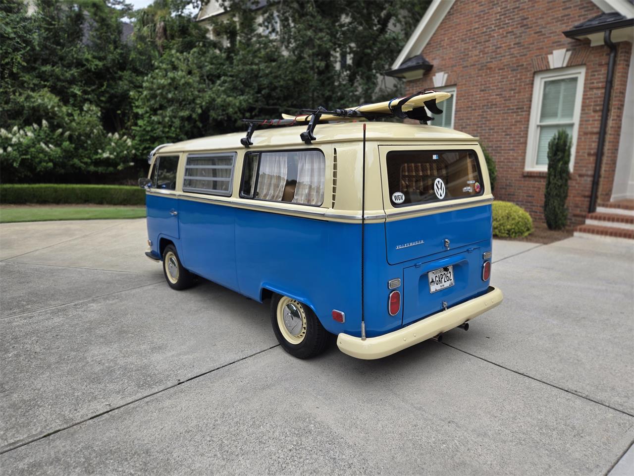 Volkswagen-Type-2-1971-Blue-Brown-8