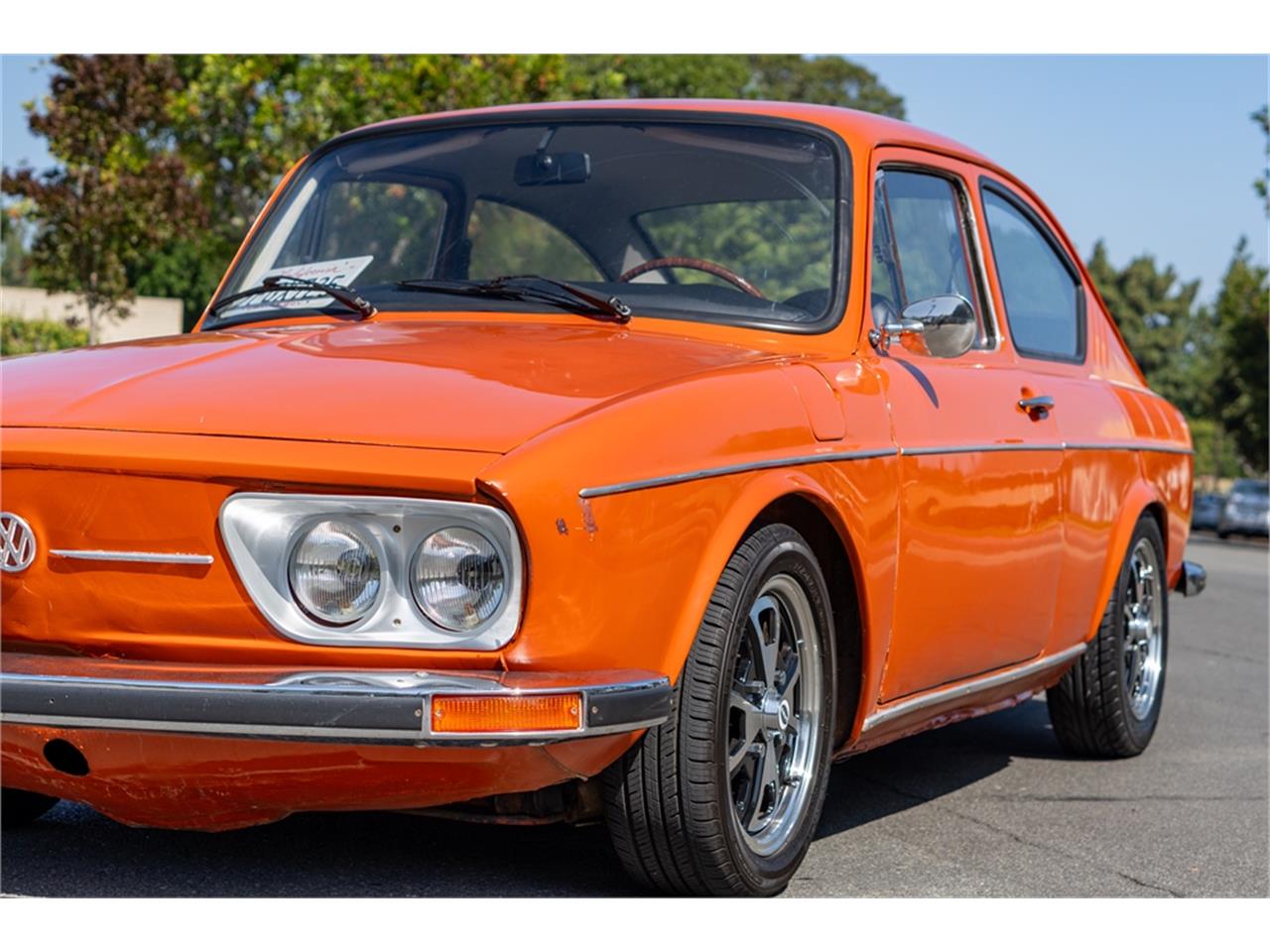 Volkswagen-Type-3-1974-Orange-Gray-10
