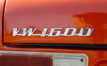 Volkswagen-Type-3-1974-Orange-Gray-21