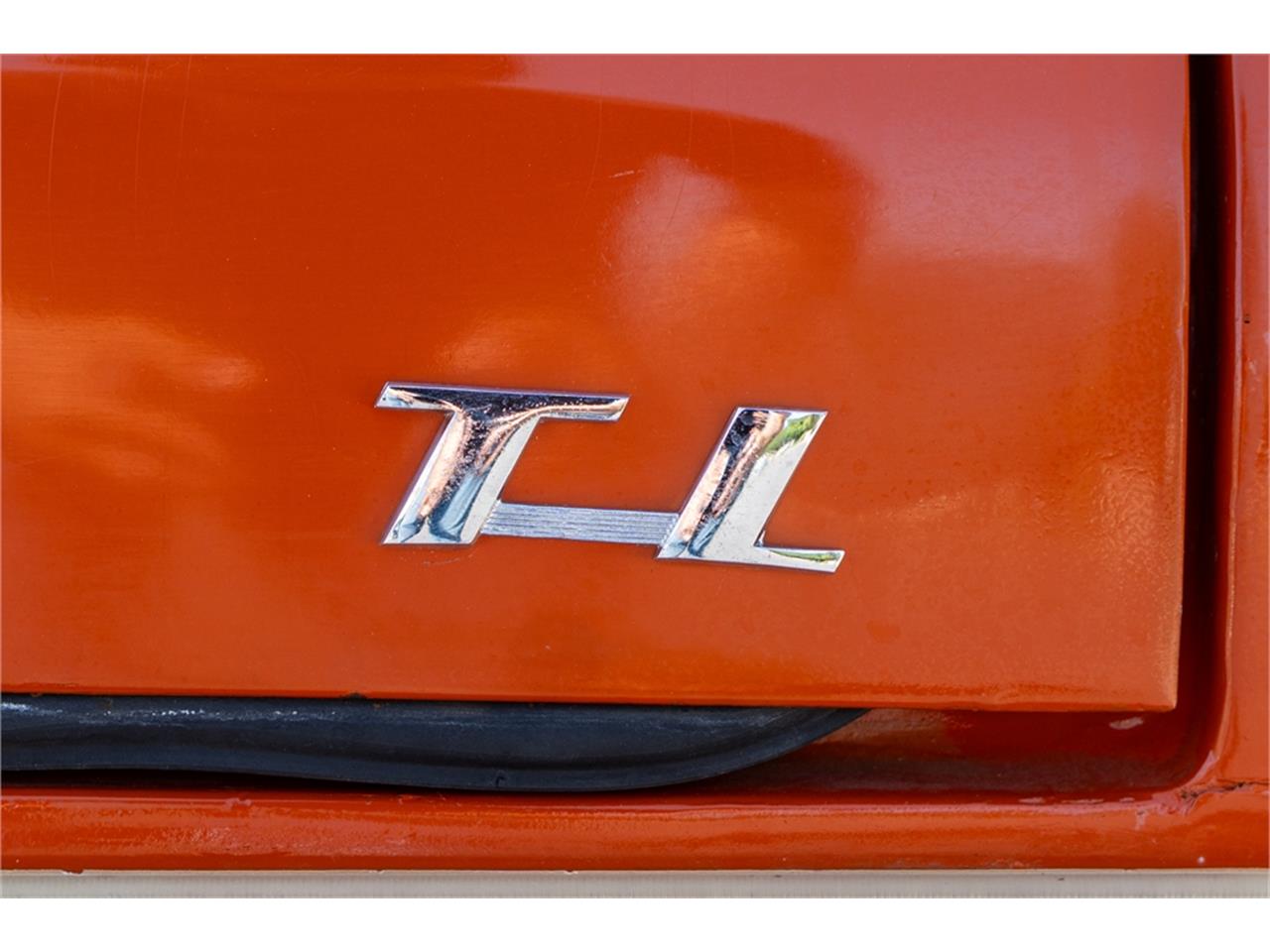 Volkswagen-Type-3-1974-Orange-Gray-22
