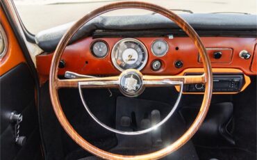 Volkswagen-Type-3-1974-Orange-Gray-29