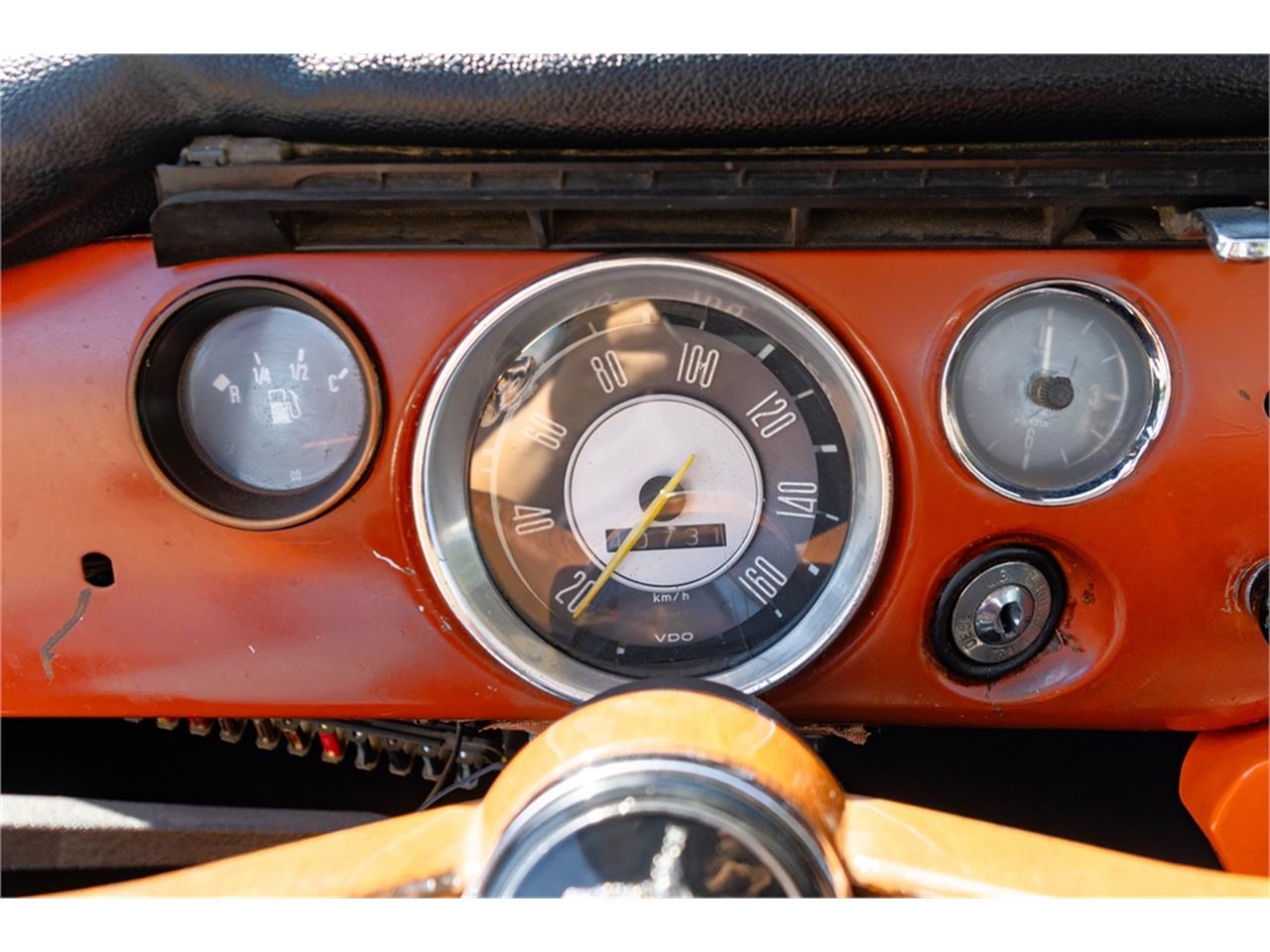Volkswagen-Type-3-1974-Orange-Gray-31