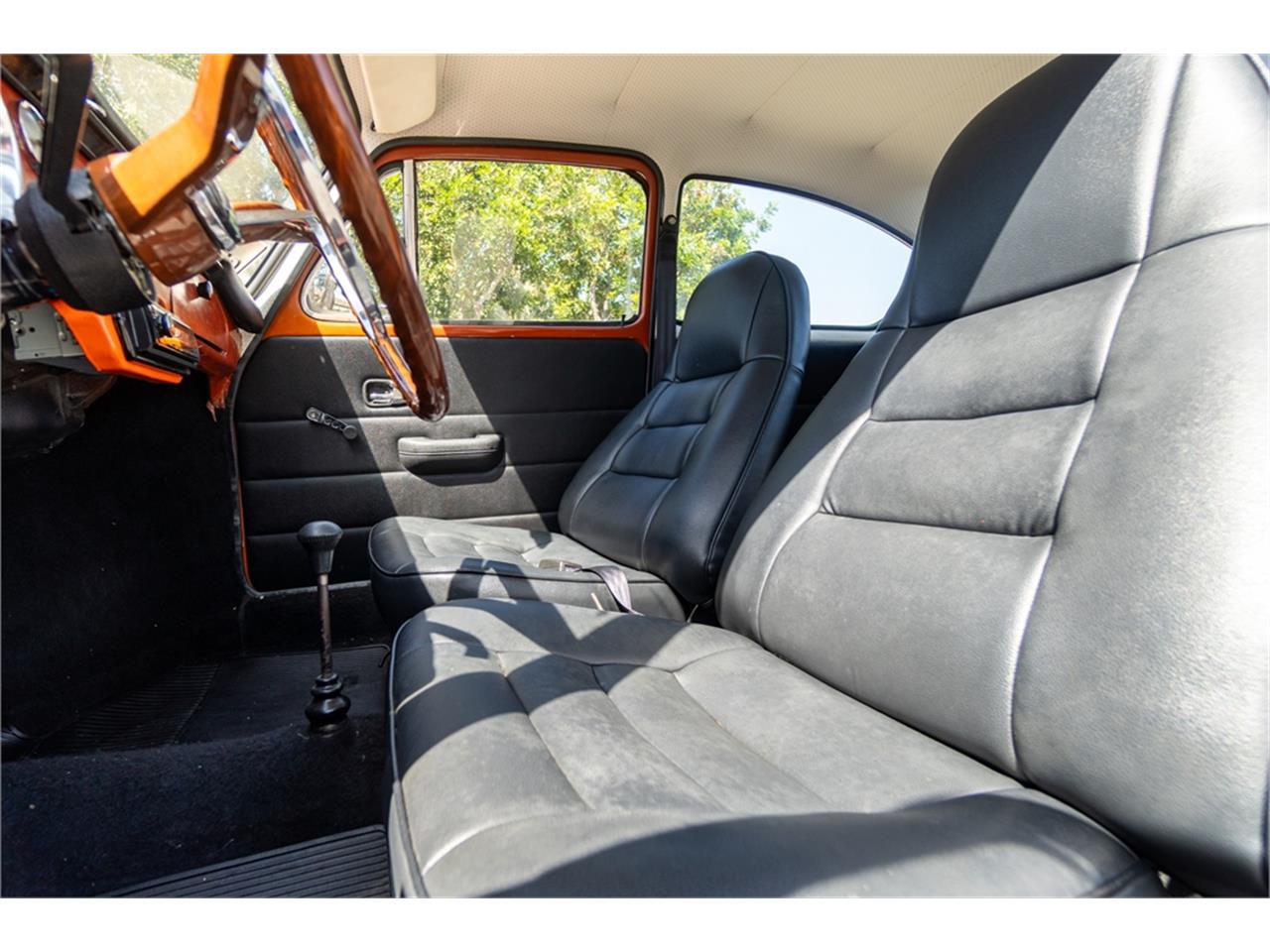 Volkswagen-Type-3-1974-Orange-Gray-38