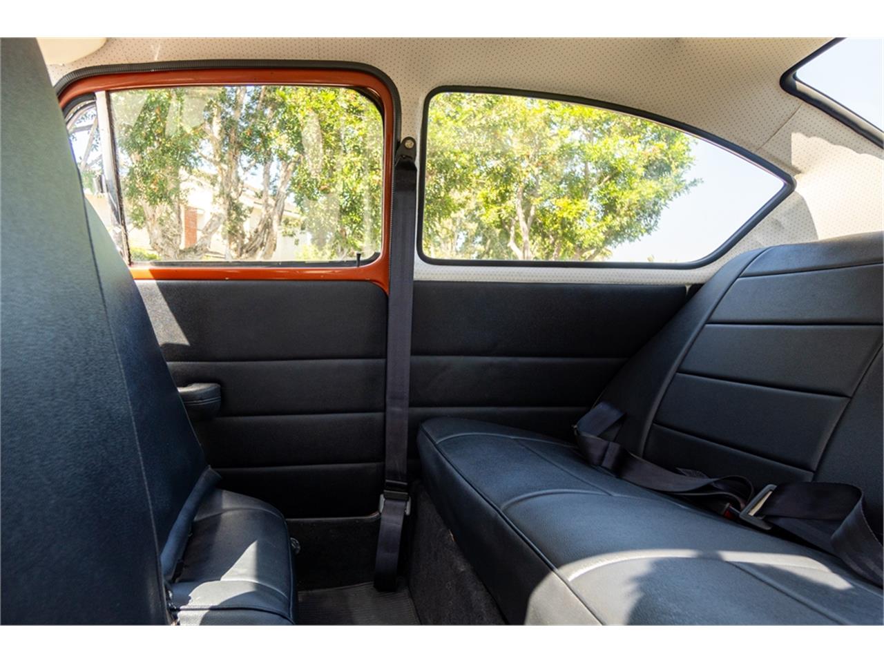 Volkswagen-Type-3-1974-Orange-Gray-42