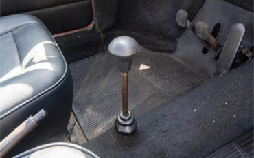 Volkswagen-Type-3-1974-Orange-Gray-48