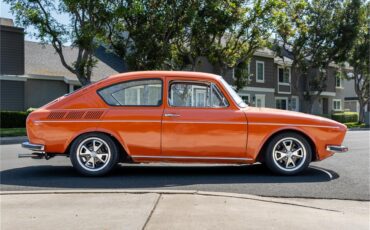 Volkswagen-Type-3-1974-Orange-Gray-5