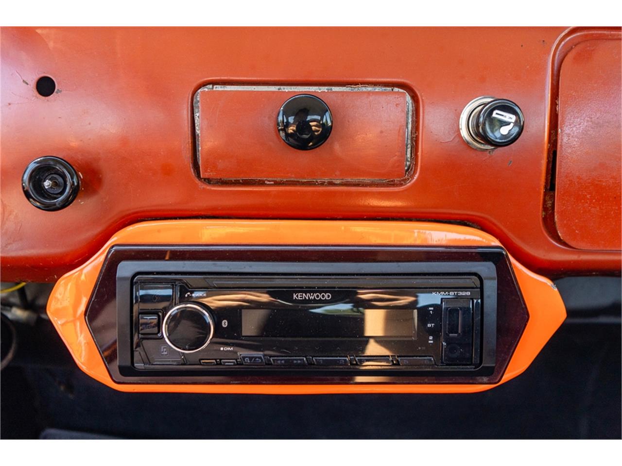 Volkswagen-Type-3-1974-Orange-Gray-51