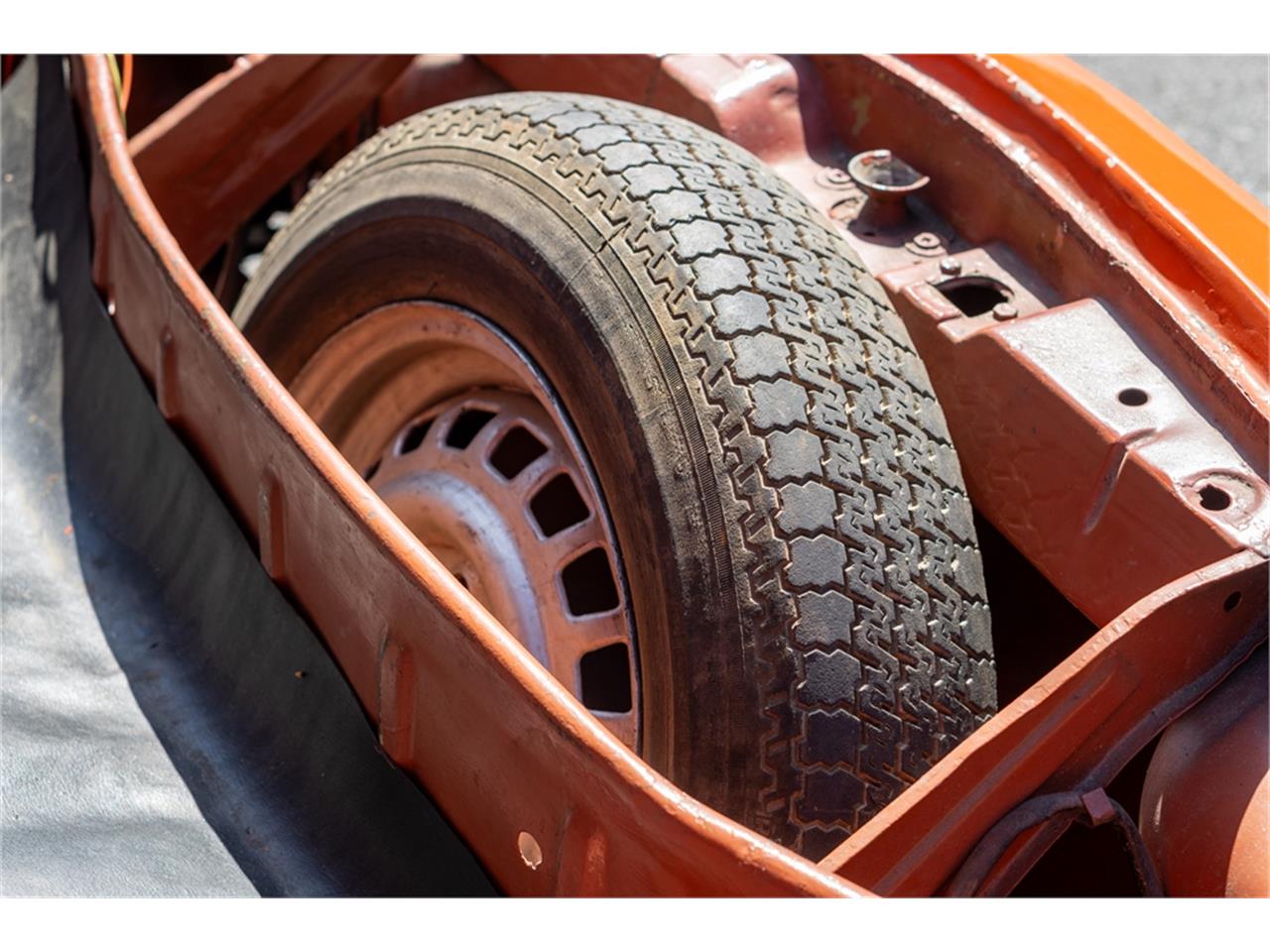 Volkswagen-Type-3-1974-Orange-Gray-70