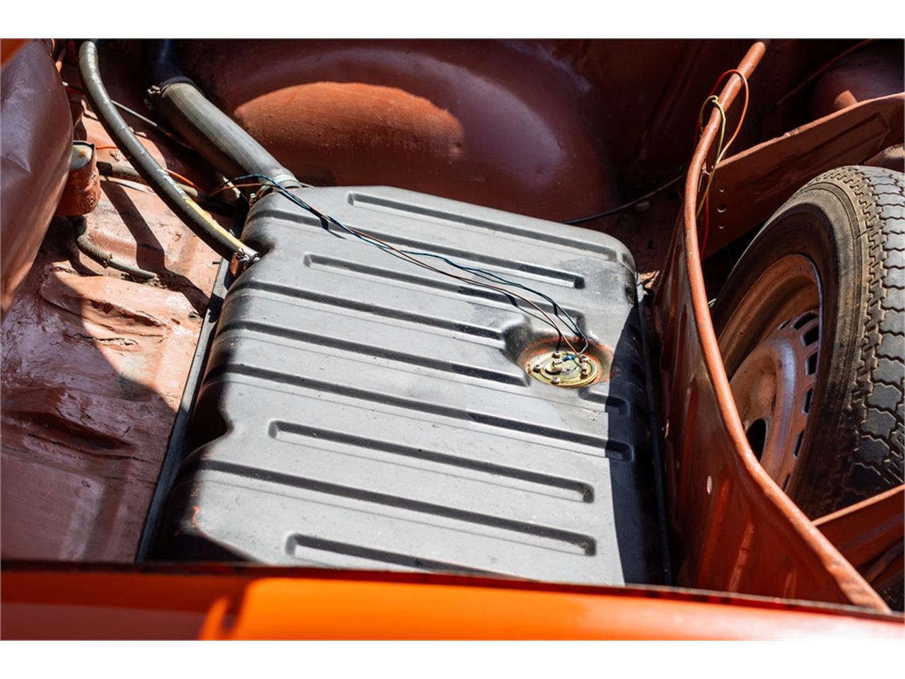 Volkswagen-Type-3-1974-Orange-Gray-72