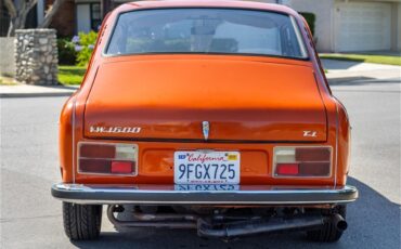 Volkswagen-Type-3-1974-Orange-Gray-8