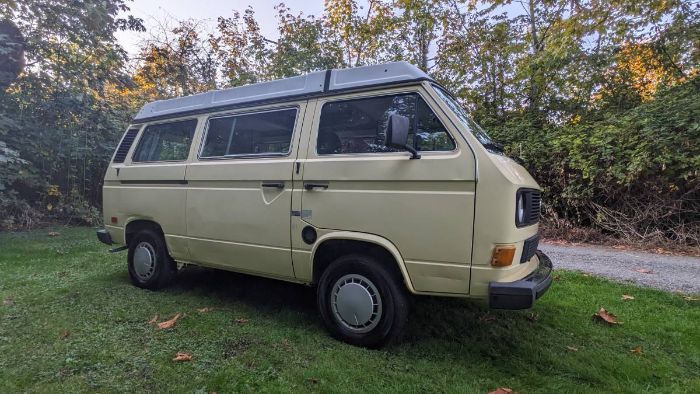 Volkswagen-Vanagon-1984-7