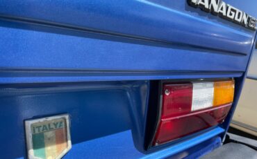 Volkswagen-Vanagon-1984-Standard-Passenger-Van-2