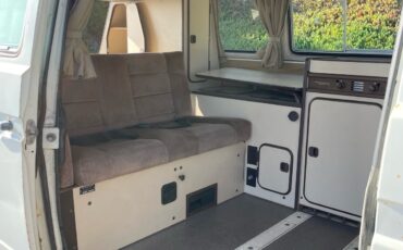 Volkswagen-Vanagon-1985-10