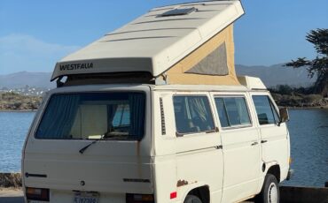 Volkswagen-Vanagon-1985-3