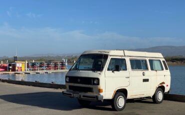Volkswagen-Vanagon-1985