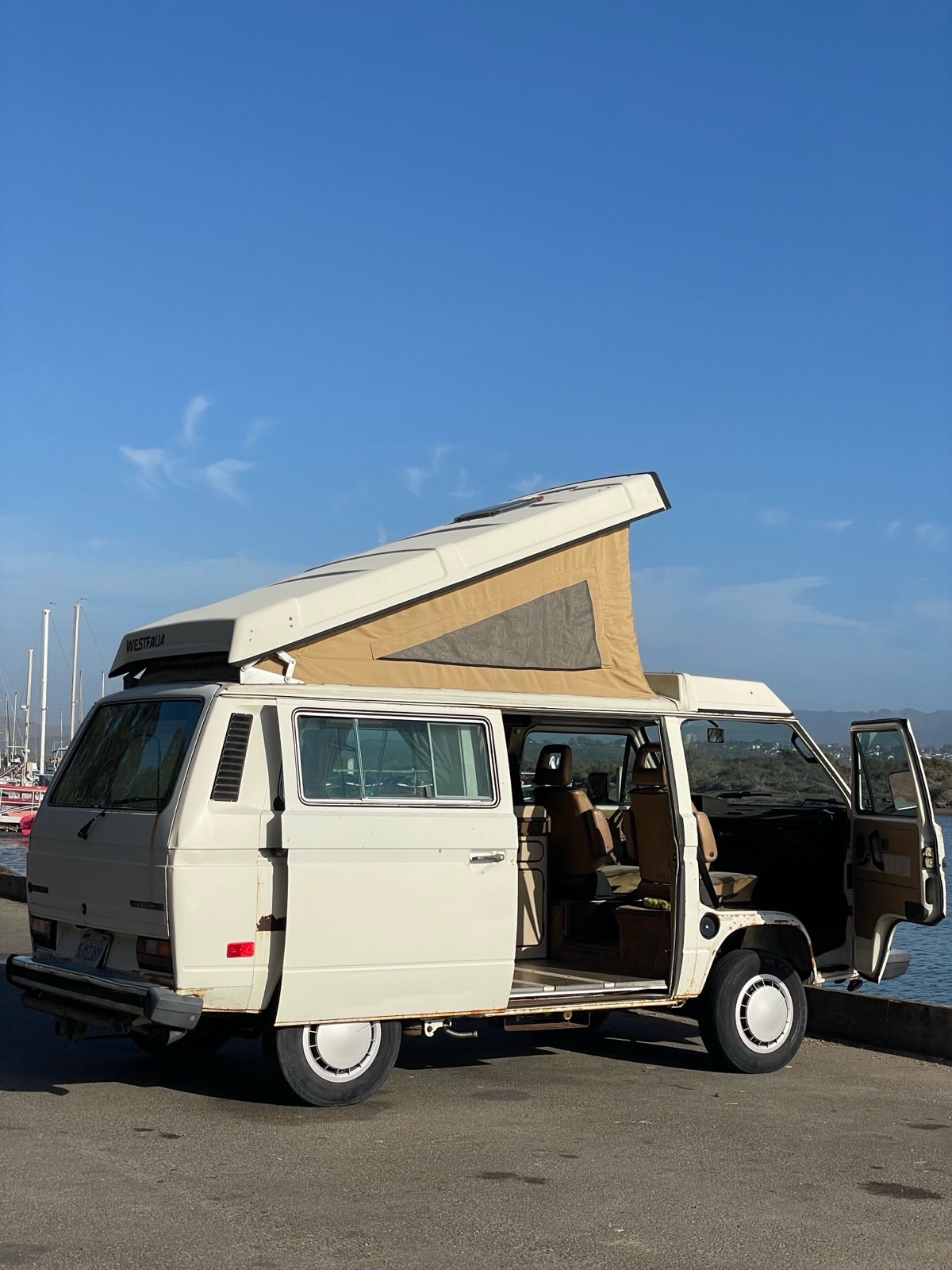 Volkswagen-Vanagon-1985-4