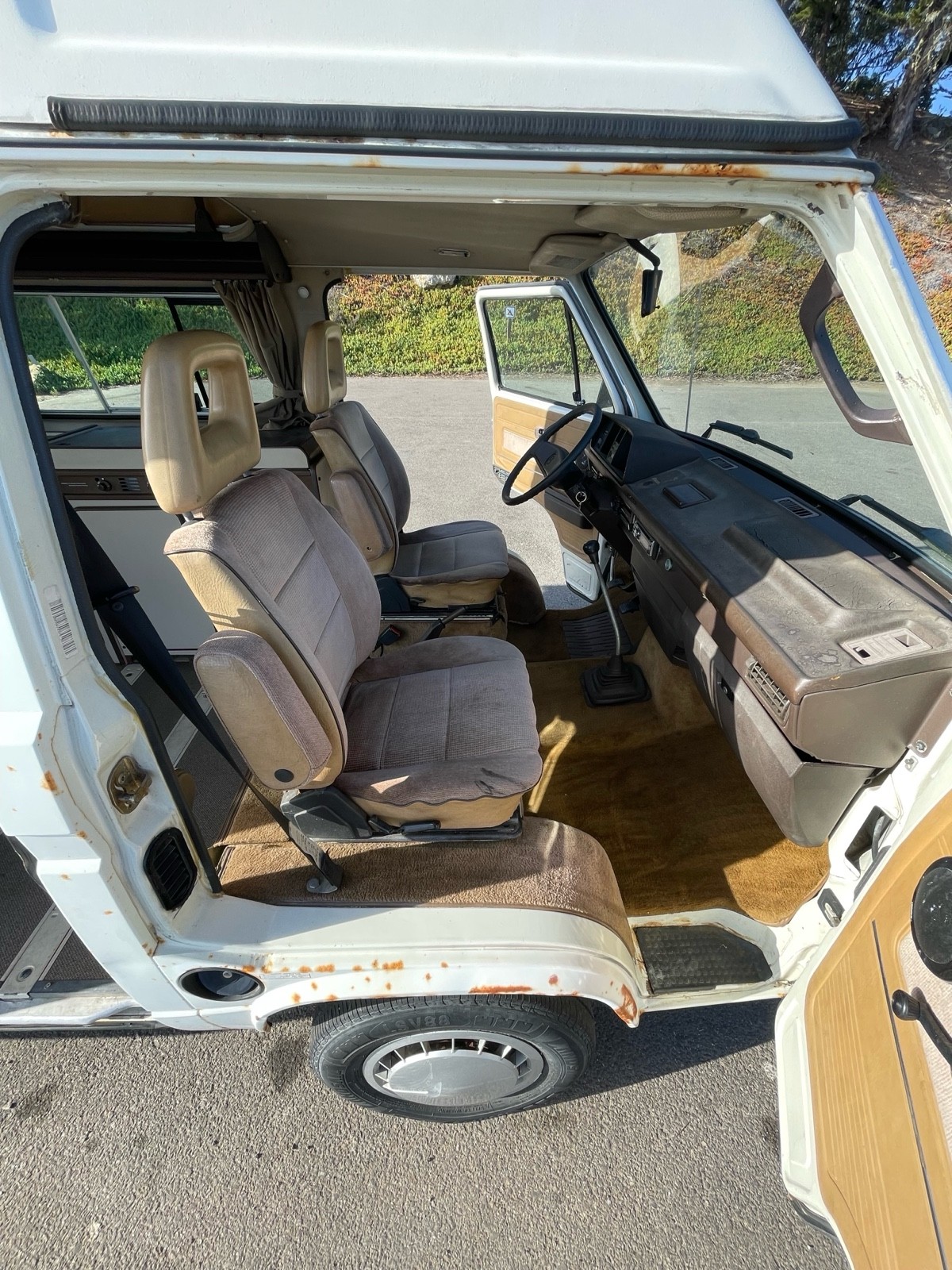 Volkswagen-Vanagon-1985-7
