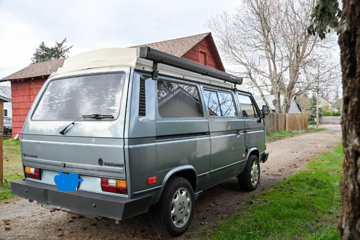Volkswagen-Vanagon-1985-Blue-12