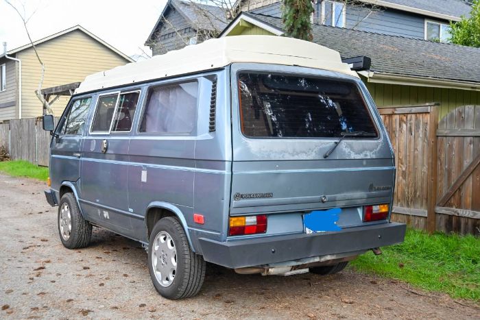 Volkswagen-Vanagon-1985-Blue-16