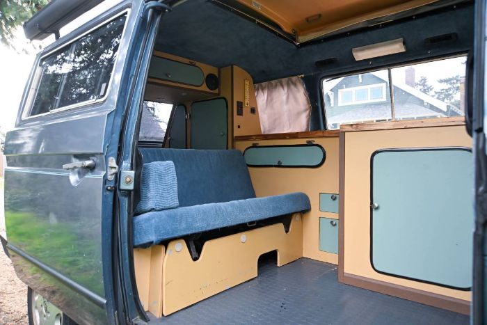 Volkswagen-Vanagon-1985-Blue-7