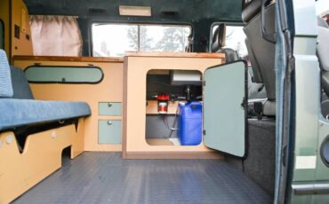 Volkswagen-Vanagon-1985-Blue-8