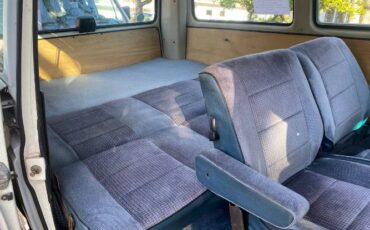Volkswagen-Vanagon-1986-White-2