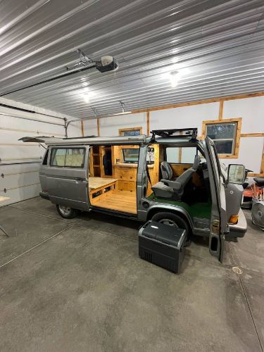 Volkswagen-Vanagon-1987-Silver-4
