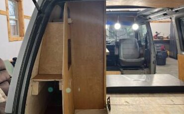 Volkswagen-Vanagon-1987-Silver-7