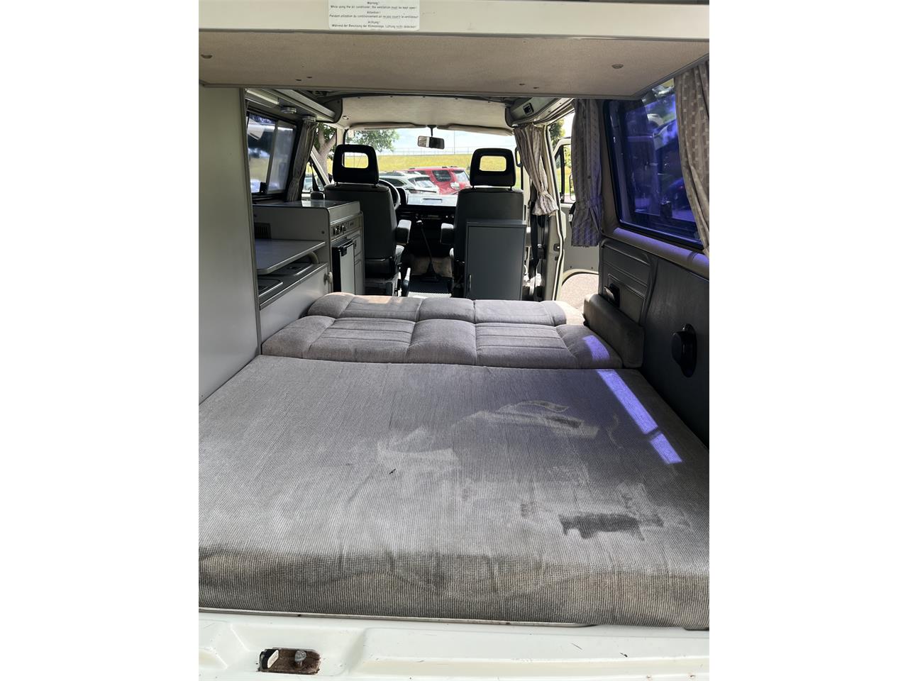 Volkswagen-Westfalia-camper-1989-White-Gray-6