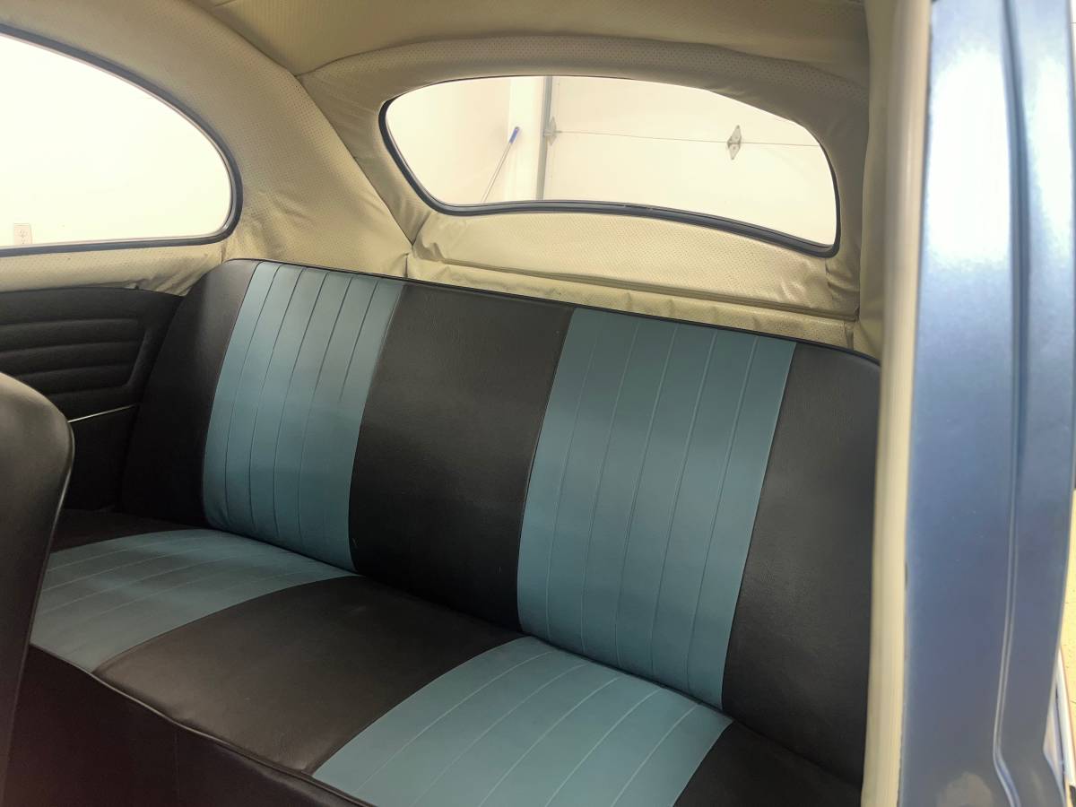 Volkswagen-beetle-1958-blue-13