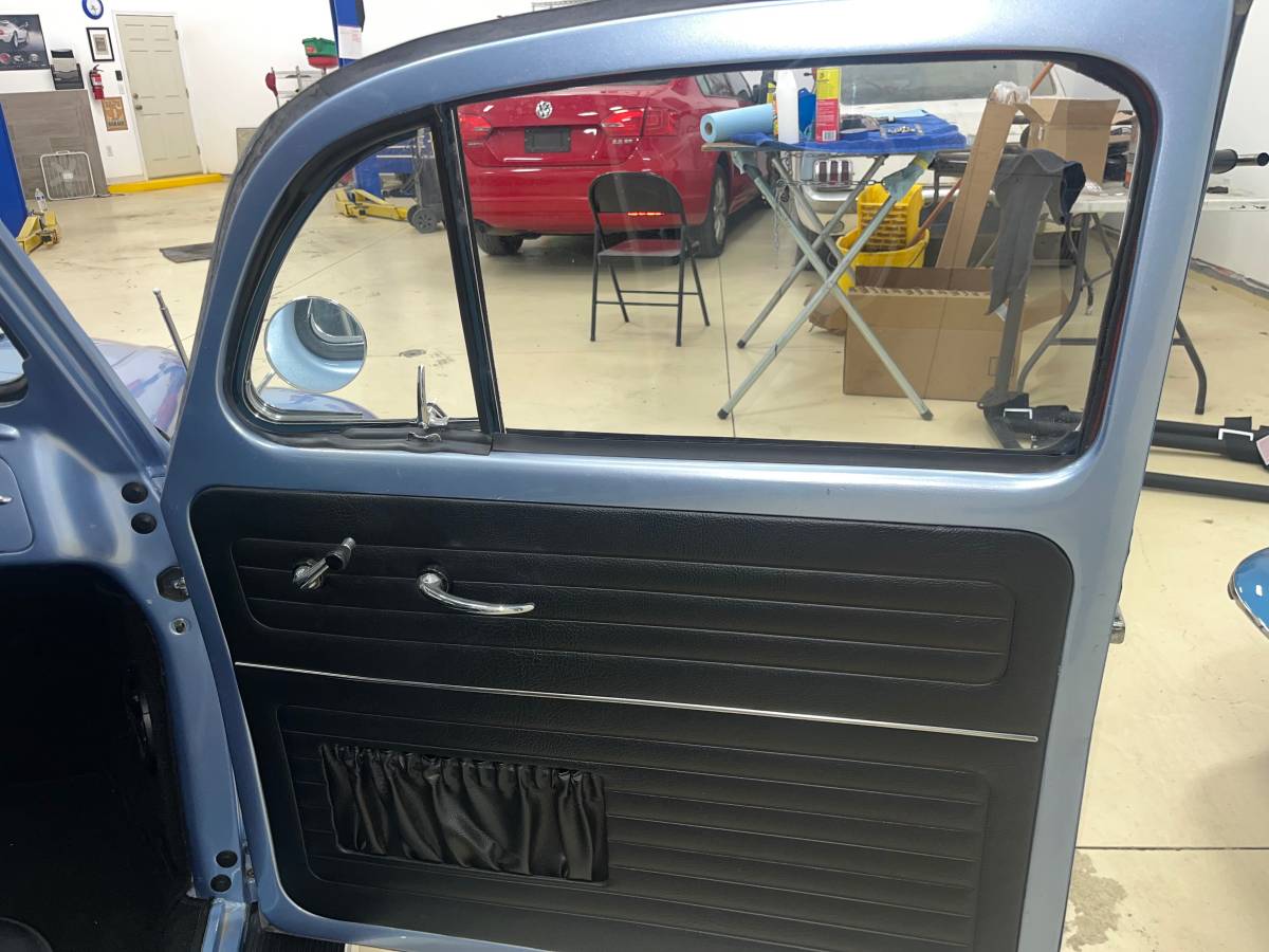 Volkswagen-beetle-1958-blue-8