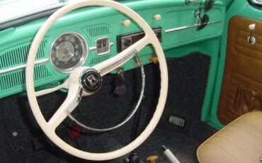 Volkswagen-beetle-1960-6