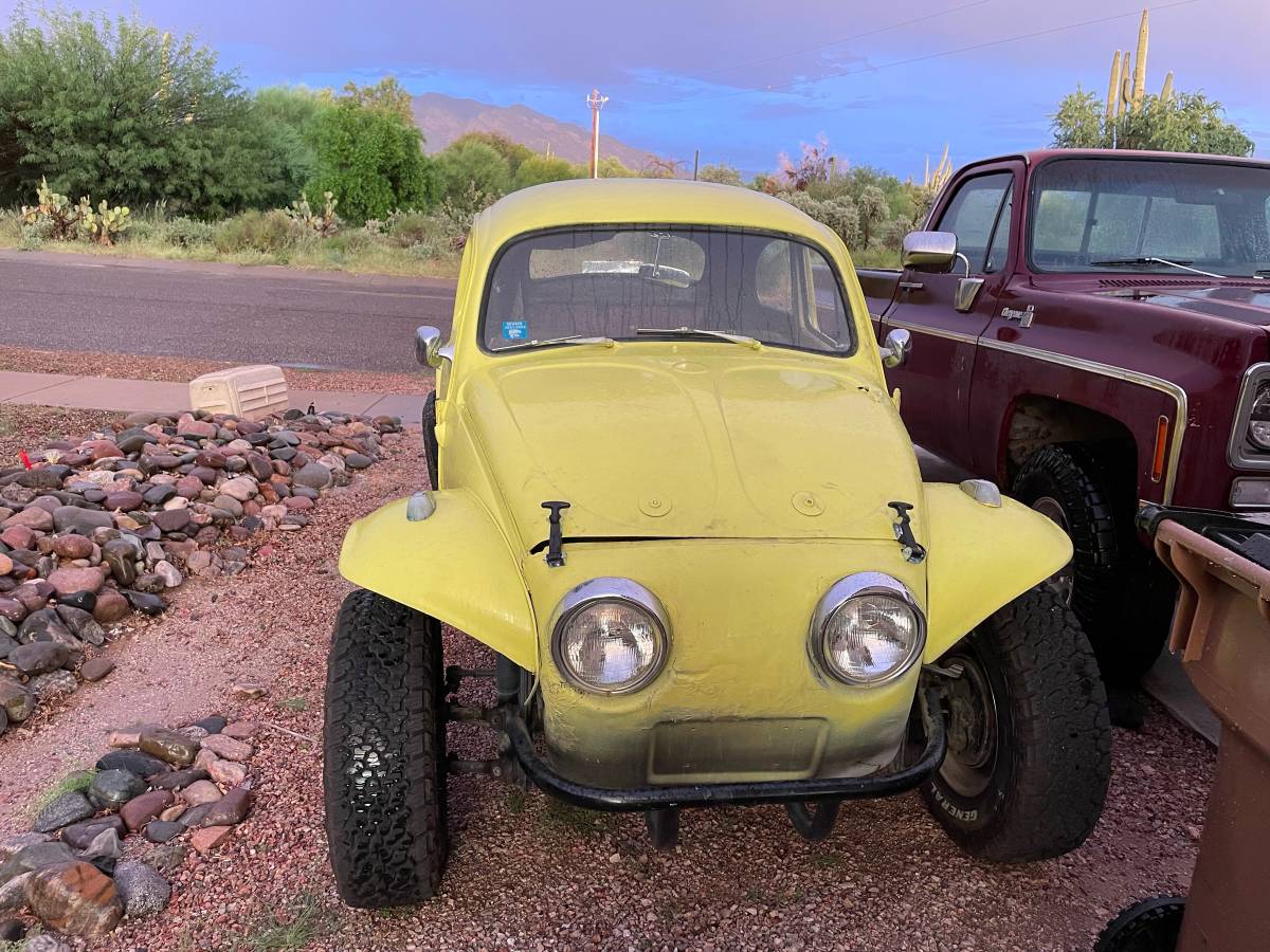 Volkswagen-beetle-1964-yellow-3