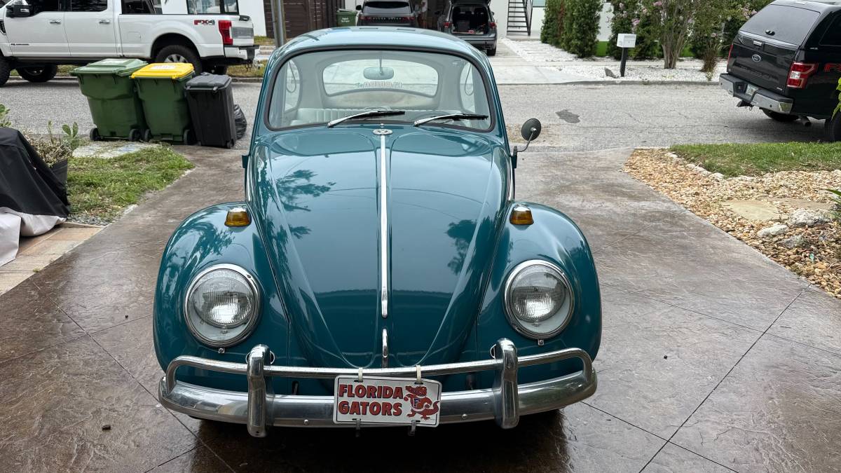 Volkswagen-beetle-1966-1