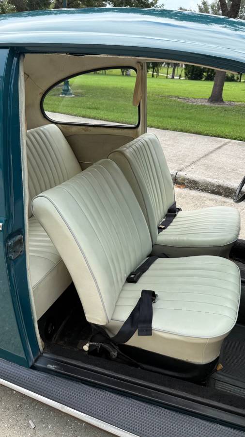 Volkswagen-beetle-1966-blue-17