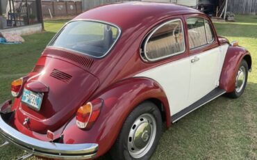 Volkswagen-beetle-1970-red