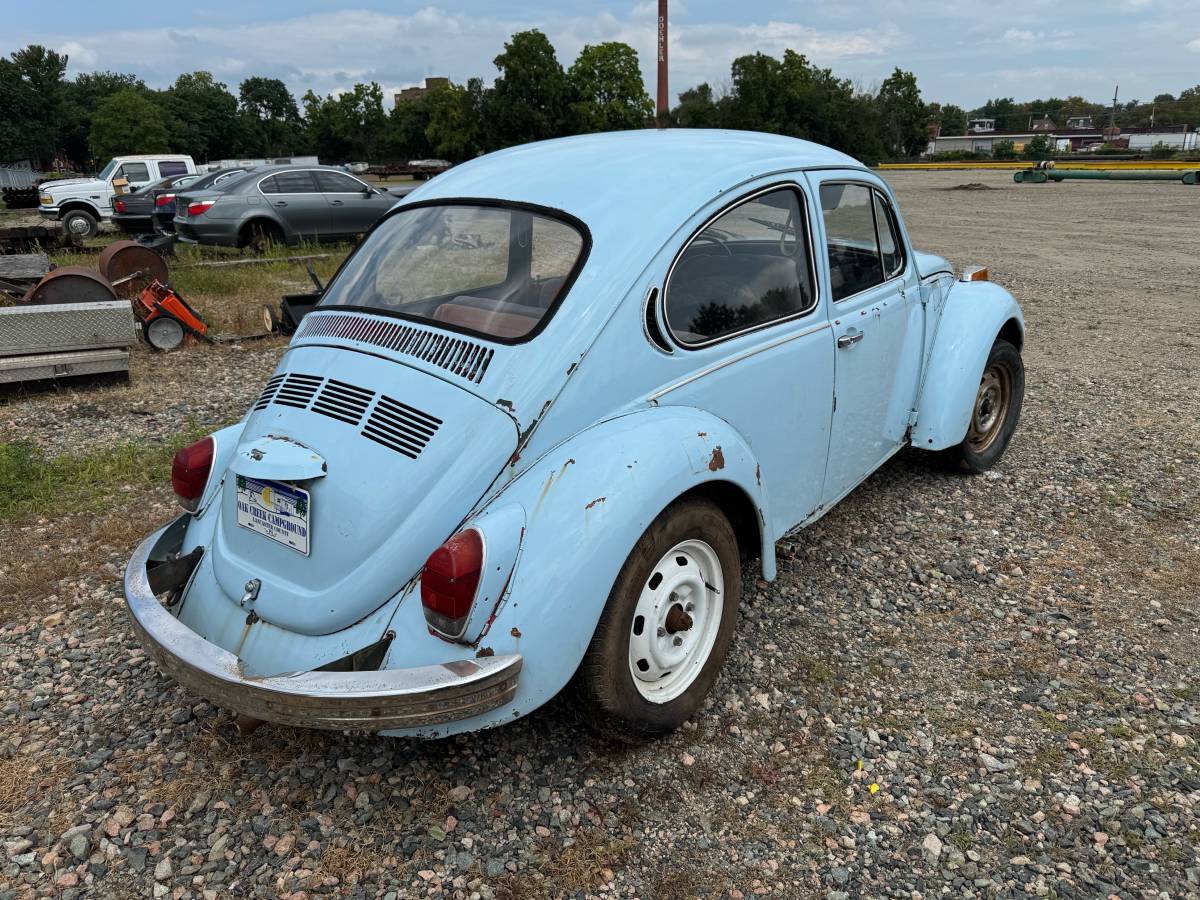 Volkswagen-beetle-1971-blue-1