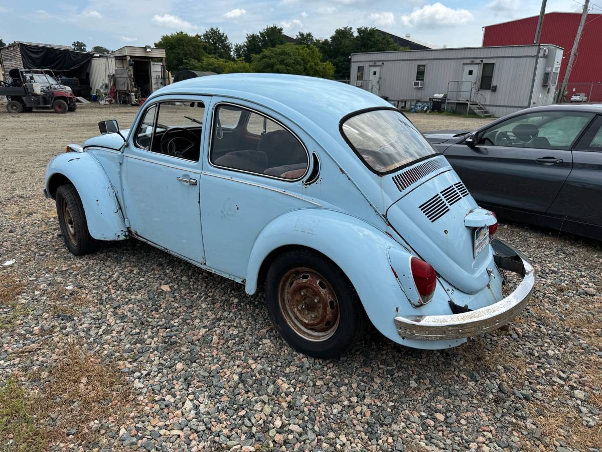 Volkswagen-beetle-1971-blue-2