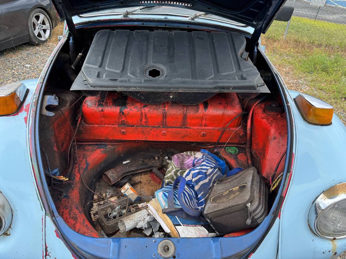 Volkswagen-beetle-1971-blue-7