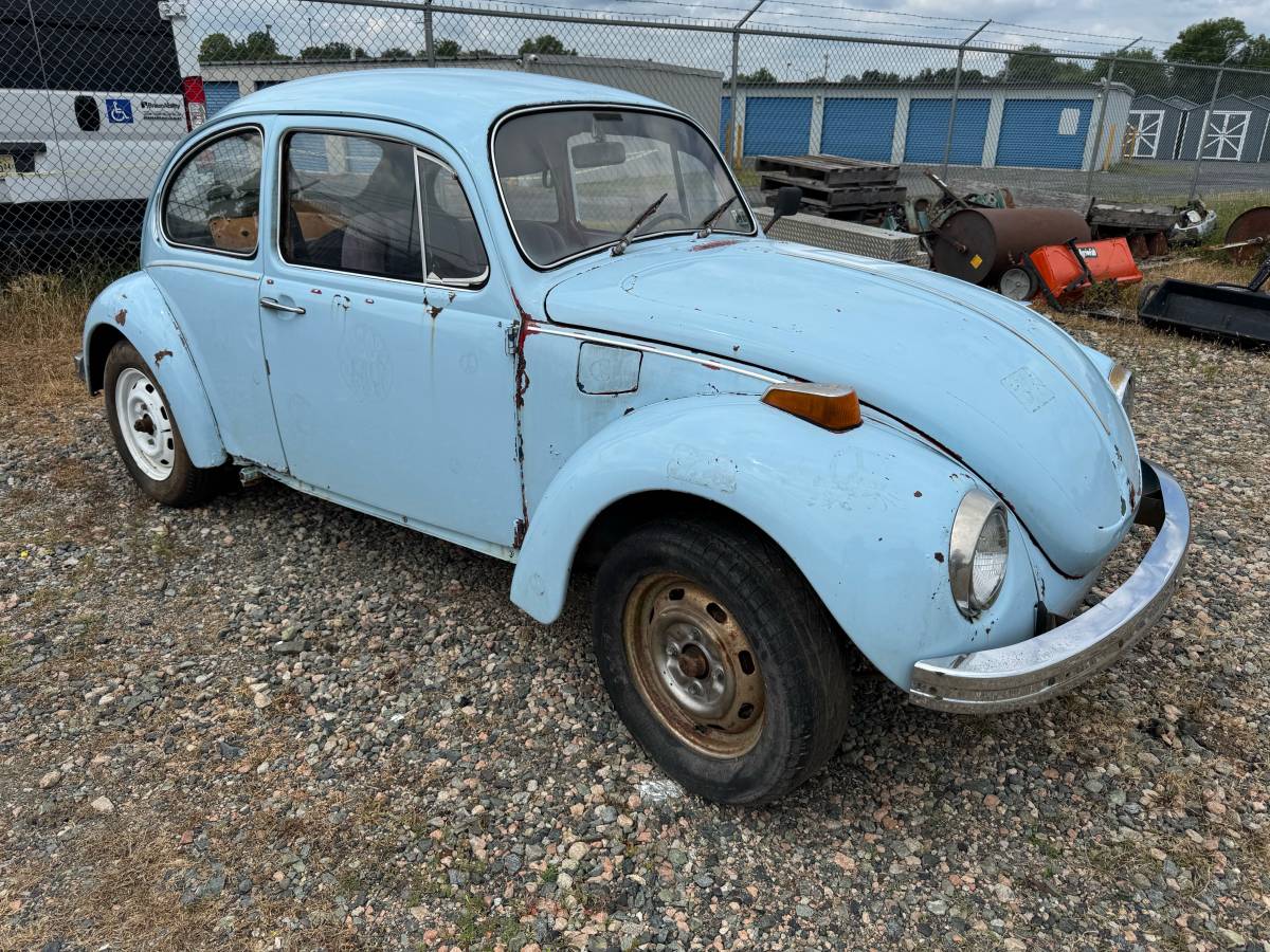 Volkswagen-beetle-1971-blue