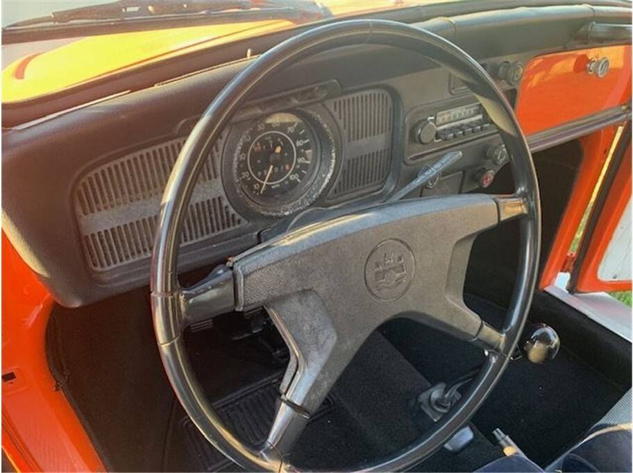 Volkswagen-beetle-1972-2