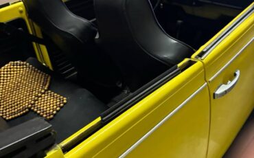 Volkswagen-beetle-1972-yellow-2