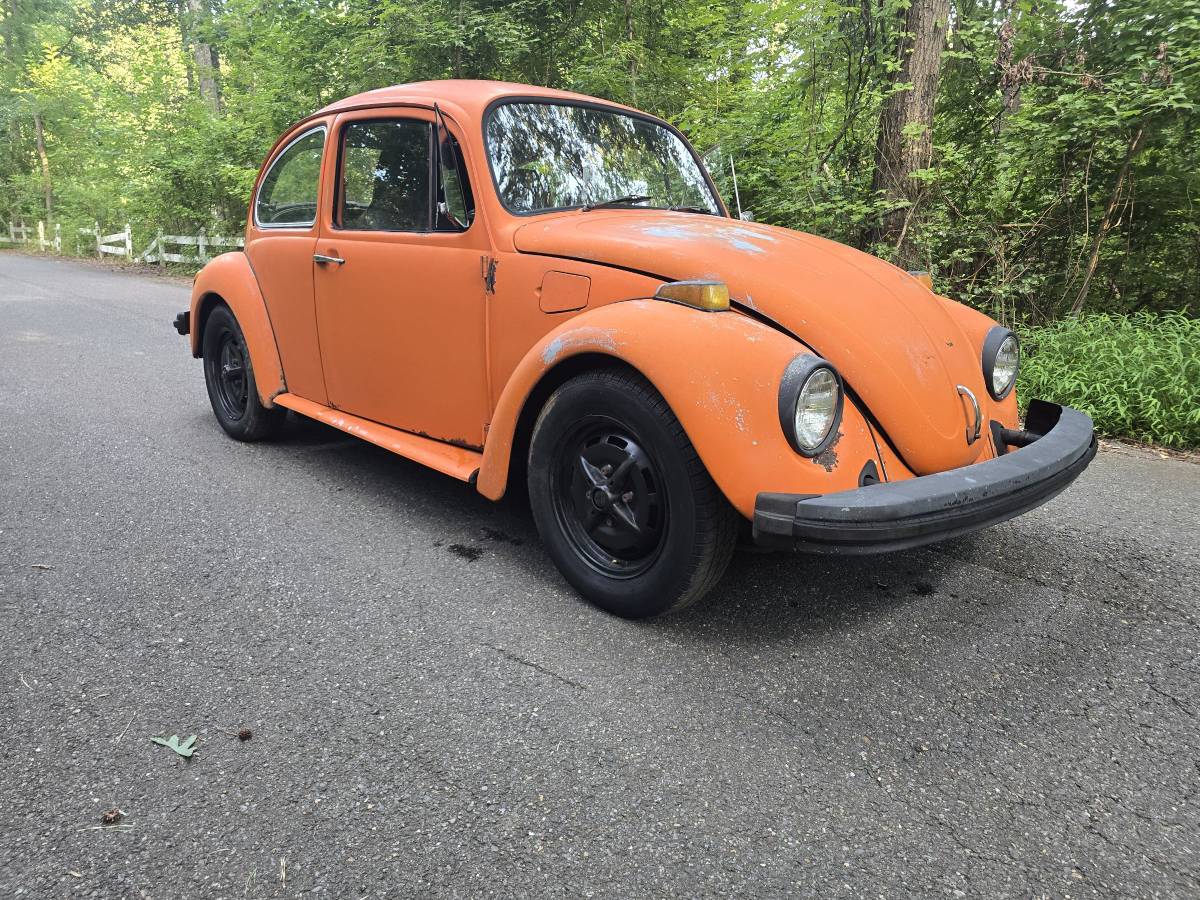 Volkswagen-beetle-1973-orange-2